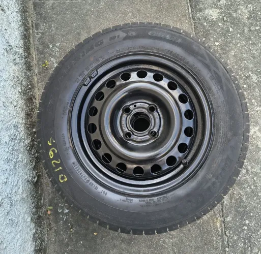 Pneus muitos novos