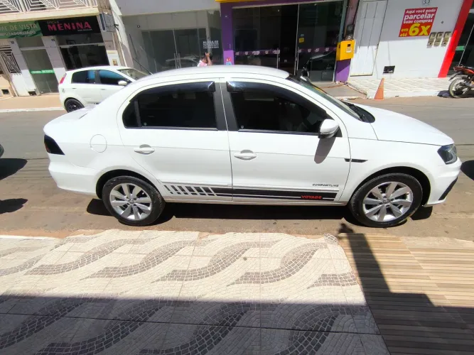 Volkswagen Voyage Comf/highli. 1.6 MI T.flex 8V 4P 2018