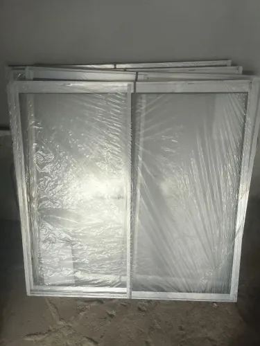 Janela 100x100