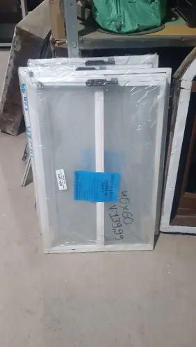 Janela de alumínio 40cm x 60cm NOVA VENDE-SE