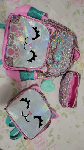 Kit mochila com lancheira e estojo