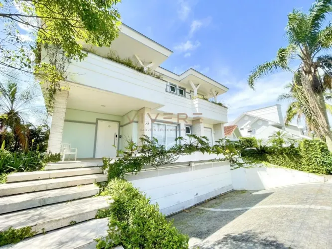 Casa à venda em Jurerê Internacional