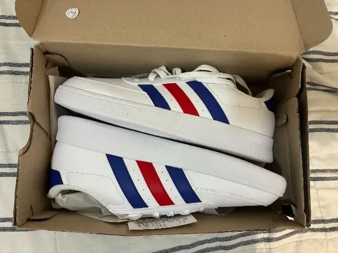 Vendo tenis adidas original tamanho 42