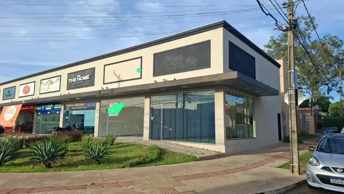 Alugo salão comercial bairro classe média alta ( CARANDA BOSQUE)
