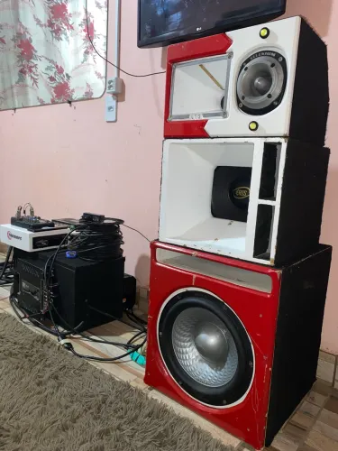 Vende-se Torre de som