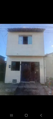 Vende-se está casa