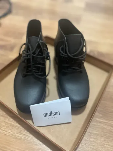 Bota Melissa