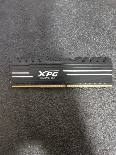 Memória RAM XPG Gammix D10 DDR4 8GB 3000MHz Black