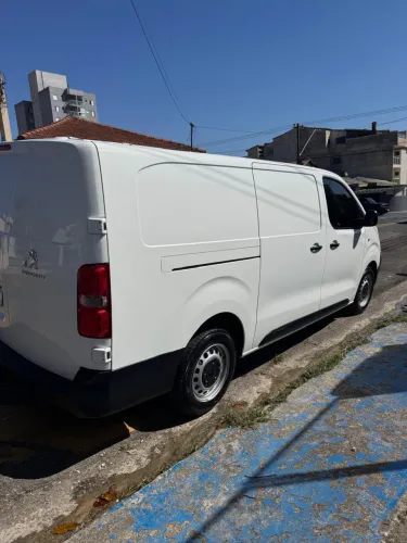Peugeot Expert Cargo 1.5 Turbo Diesel 2023