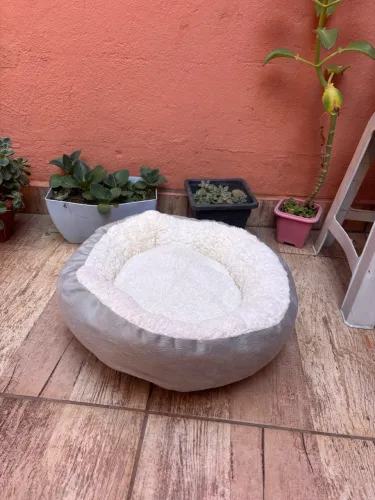 Cama Pet Redonda Super Macia 50x50 cm | Ideal para Cães e Gatos