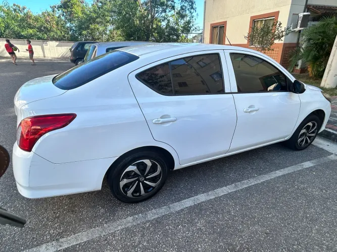 Nissan Versa 1.0 12V Flexstart 4P Mec. 2020