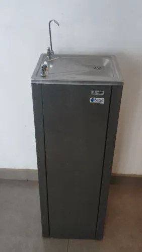 Bebedouro de pressão Begel Inox com Filtro e Torneira - Água Gelada | Excelente Estado