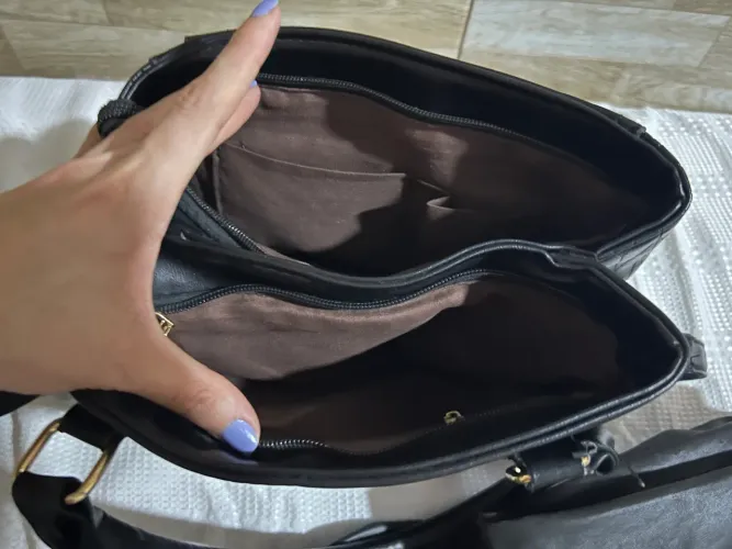 Bolsa Feminina - Linda e Bem Conservada