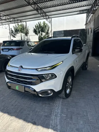 Fiat Toro Volcano 2.0 16V 4X4 TB Diesel Aut. 2017