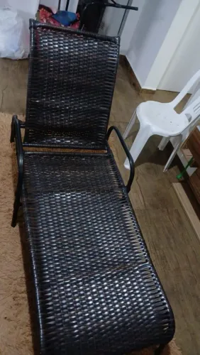Vendo 4 cadeiras espreguiçadeira
