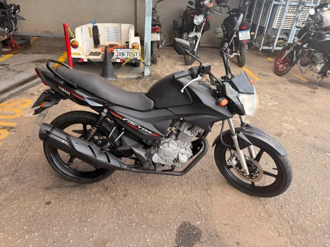 Vendo moto Factor 150 Ed Ajudo na transferencia