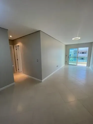 Imóvel para aluguel tem 80 metros quadrados com 2 quartos em Itapuã - Vila Velha - ES