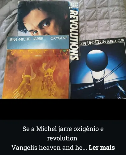 Coleção de CDs e Vinis variados e raros