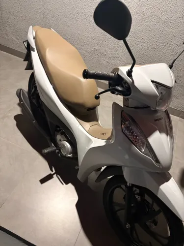 BIZ 125 EX - NOVA 2025