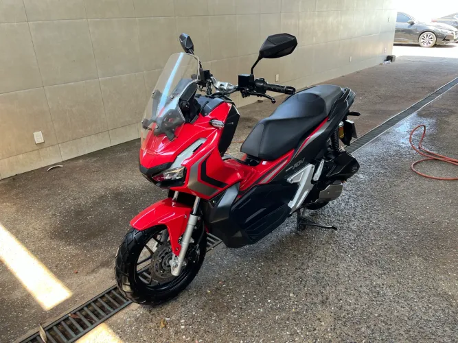HONDA ADV 150