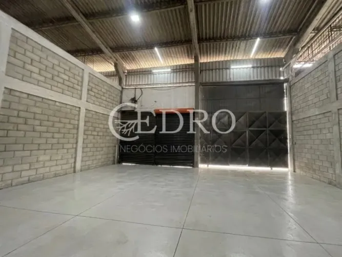 Galpão Comercial 150m² - Campo Redondo - São Pedro da Aldeia/RJ.