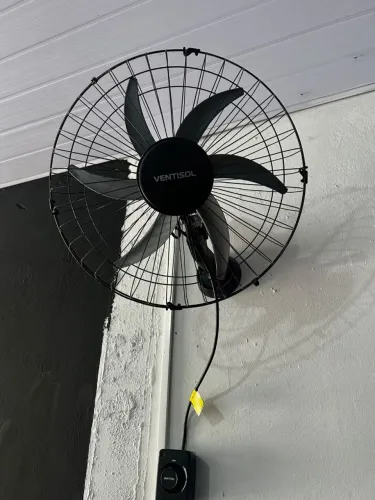 Ventilador Praticamente Novo