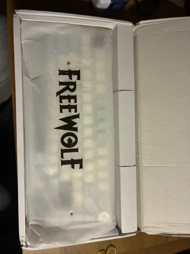 FREEWOLF F75