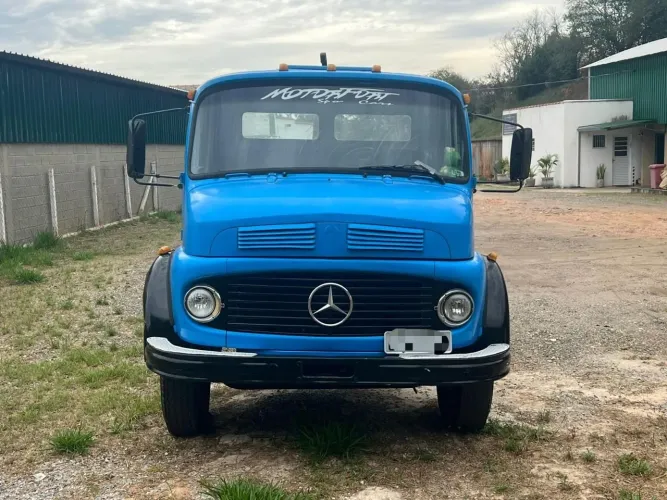 Caminhão Mercedes-Benz 1113 Roll on/Roll off