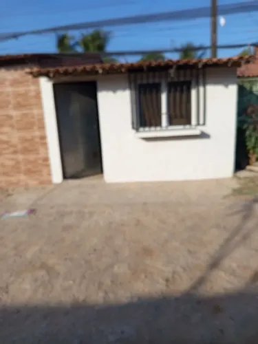 Vendo casa na rua Arthur Borges vila velha casa com ponto comercial,vendo tudo