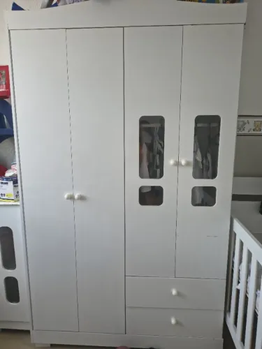Kit _ berço, guarda roupa e cômoda