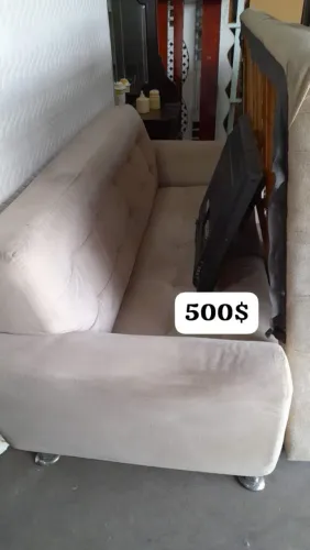 Sofá de 3 lugares marrom 