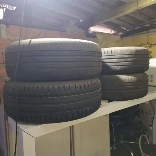 Pneus + Rodas (195/55R15 85V)