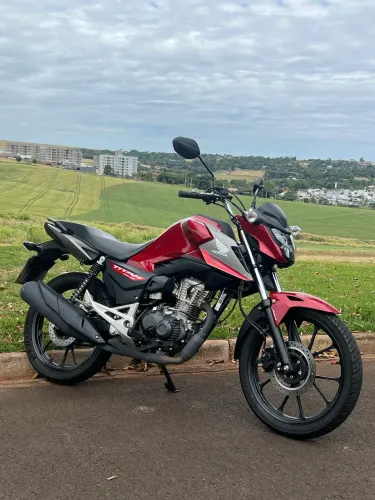 Honda CG 160 Titan 25/26 vermelha