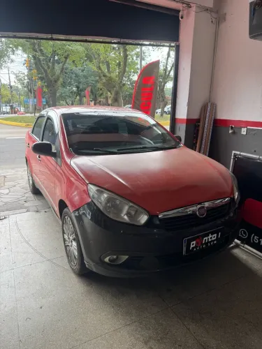 Fiat Grand Siena Essence 1.6 Flex 16V 2016