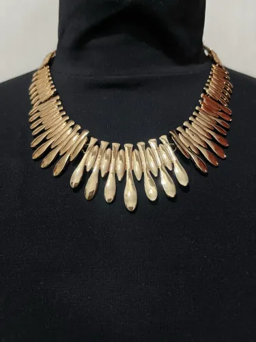 Colar Novo Gota Dourada Maxxi Bijuteria Moda Feminina Acessórios