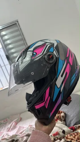 Capacete ls2