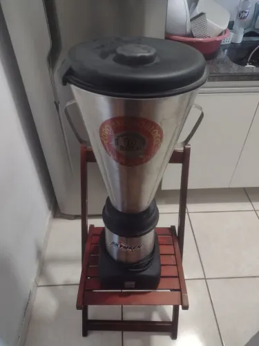 Liquidificador industrial de 10L