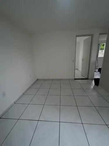 FS2 - Apartamento no Resgate 2/4