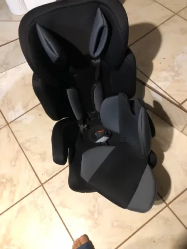 Cadeira de bebê em ótimo estado