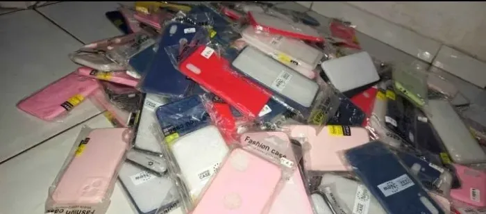 250 CAPINHAS MODELOS E MARCAS VARIADAS