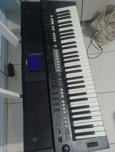 Teclado Yamaha psr 650 