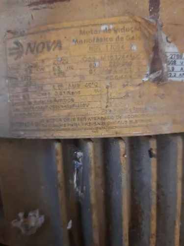 Motor elétrico bifasico