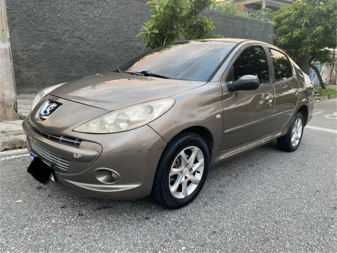 Peugeot 207 Sedan Passion XS 1.6 Flex 16V 4P AUT 2010