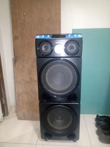 Vende-se um som novo Philips 2400W