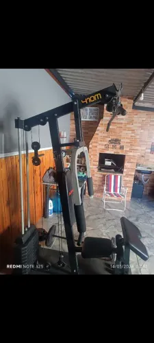 Máquina de musculação