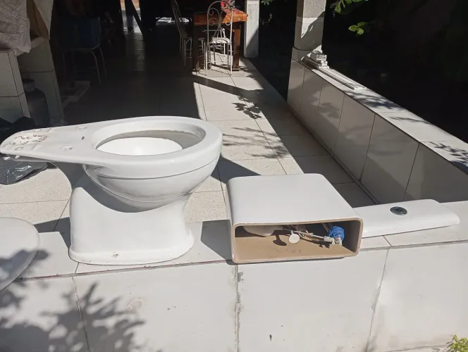 VENDO VASO SANITÁRIO USADO