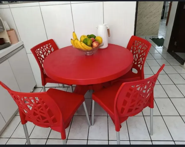 Jogo de Mesa e 4 cadeiras Tramontina
