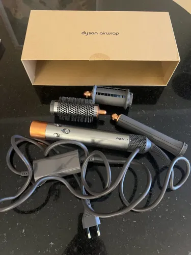 Secador e modelador Dyson 120v