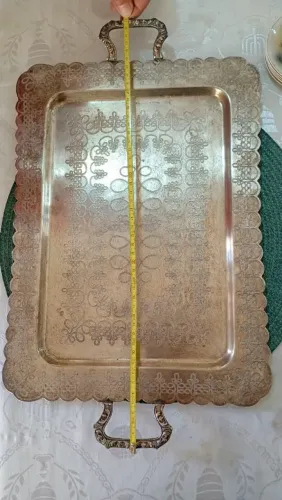 Bandeja expessurada em prata 90