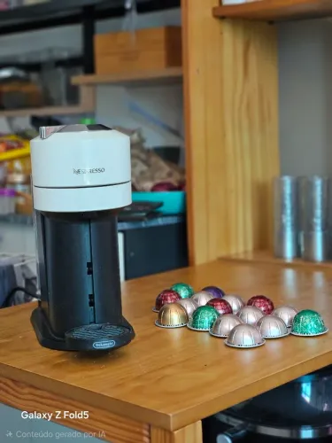Cafeteira Nespresso Vertuo Next Bluetooth 220v + Adaptador iCafilas + Cápsulas Originais